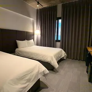 https://jeju-renaissance-hotel.jejukoreahotels.com