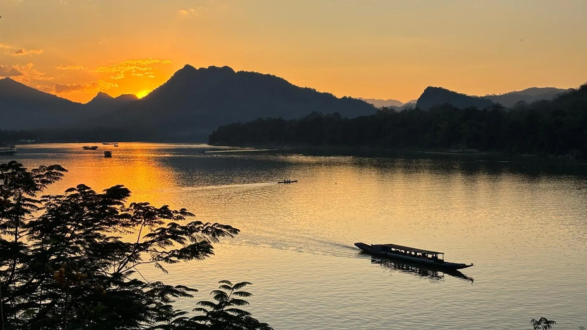 On The Mekong Resort Luang Prabang Laos