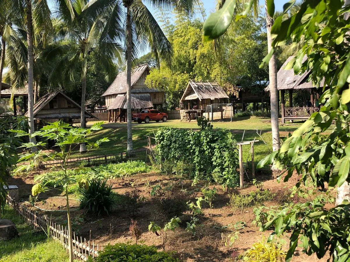 On The Mekong Resort Luangprabang Szálloda
